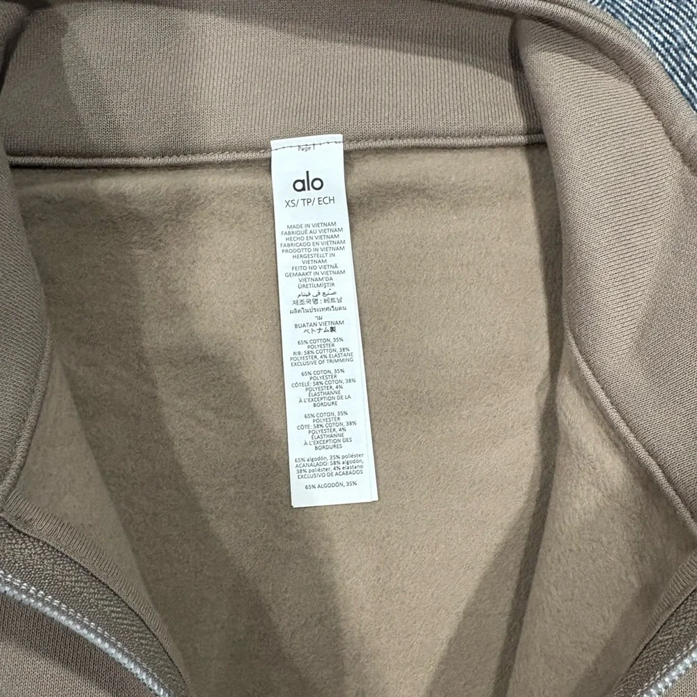 Alo Accolade 1/4 Zip Pullover | color: light cocoa | size: XS - Picture 3 of 7